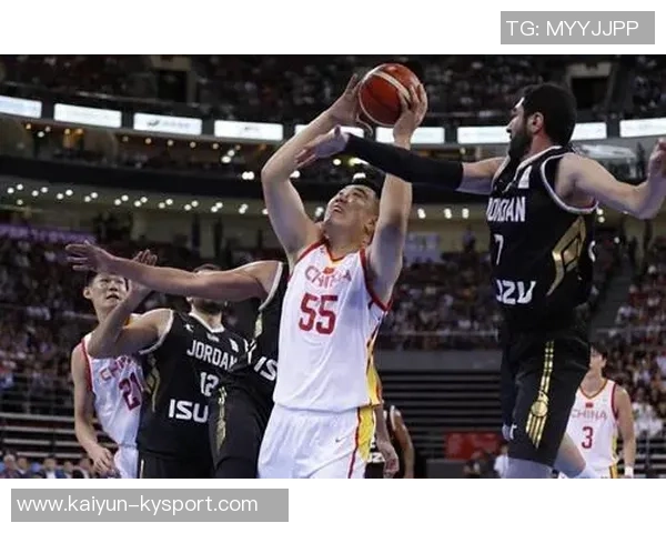 哈克斯空切接球一气呵成单臂隔扣文班亚马震撼全场