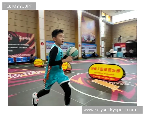 杨瀚森谈自信在篮球中的重要性只有勇敢才能打出好成绩