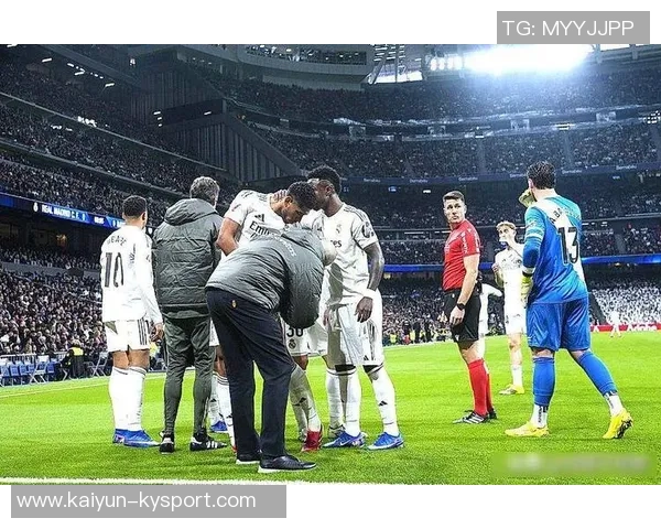 皇马内部气氛低迷球员对埃尔切平局反应强烈