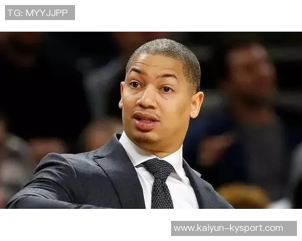 卢指导坚信球队能逆转困境即使战绩惨淡也要保持斗志